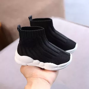 أسود